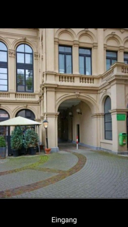 Ruhige Ferienwohnung Mitten In Wiesbaden Exterior photo